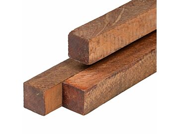 Angelim vermelho hardhout paal 7x7x75 cm fijn bezaagd, gepunt